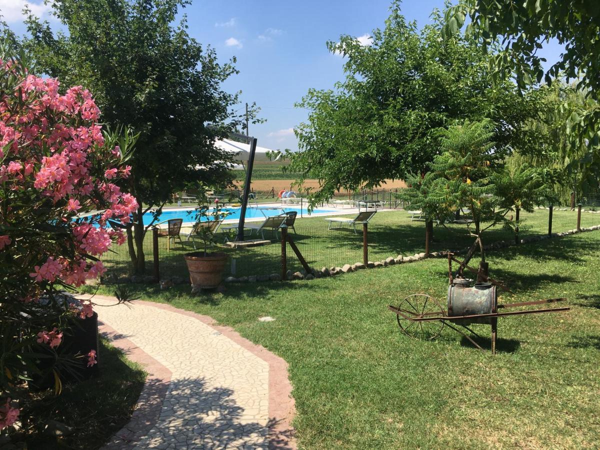 Agriturismo La Cascinetta Pieve di Cento Luaran gambar