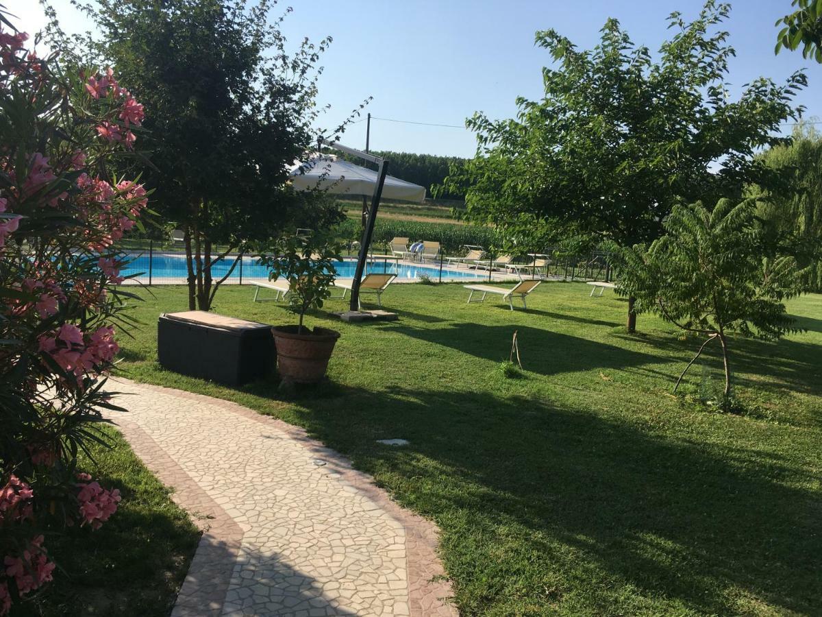 Agriturismo La Cascinetta Pieve di Cento Luaran gambar